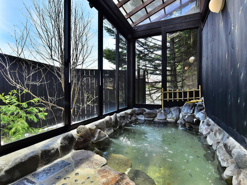 貸切岩風呂