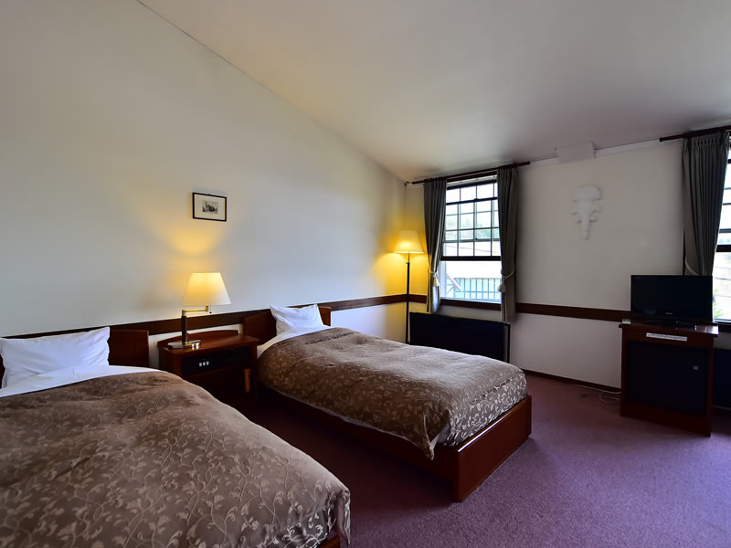 ファミリー洋室